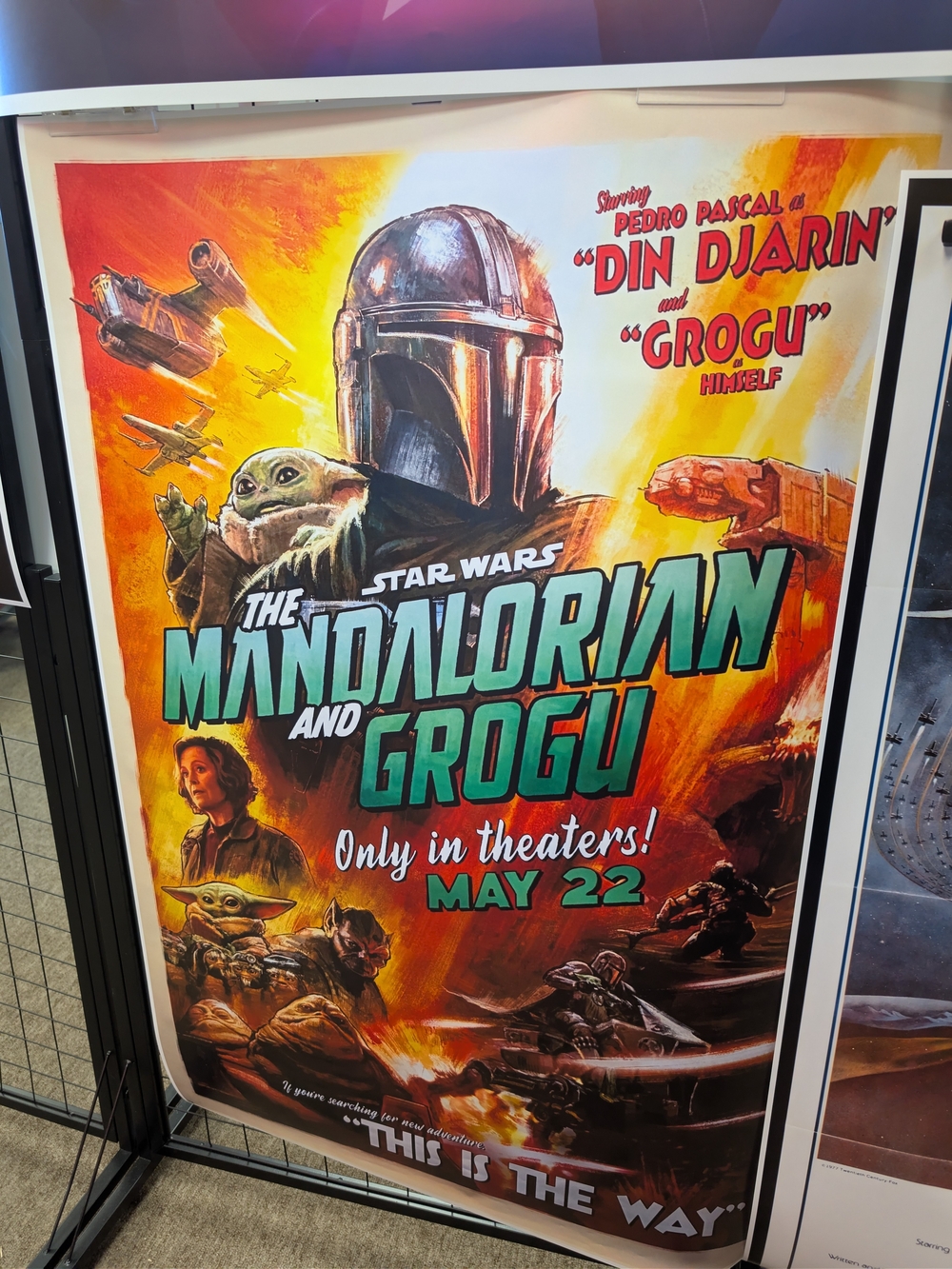 Star Wars The Mandalorian and Grogu Vintage-Style Wall Art - Orange/Green